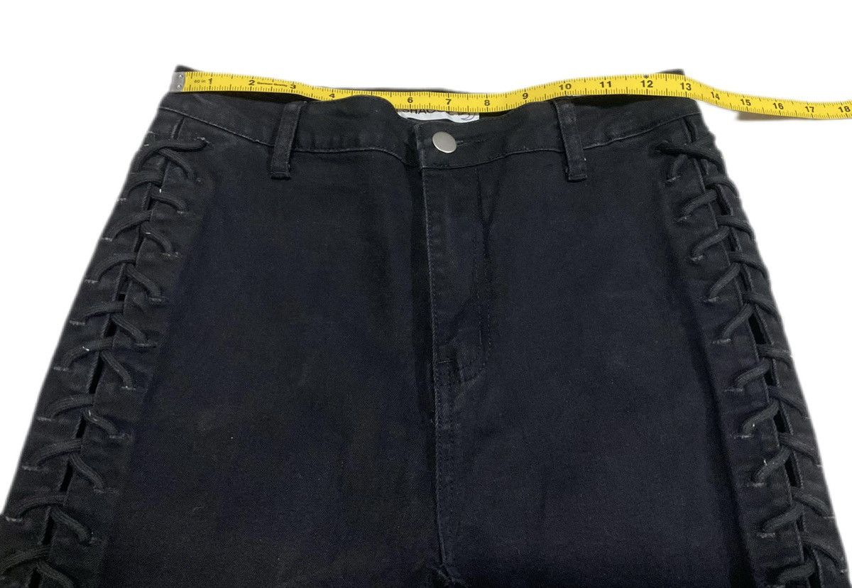 If Six Was Nine × Japanese Brand × Le Grande Bleu (L.G.B.) 🔥Sick Y2K Shaggie Bondage Laces Up Flared Denim Black Size US 26 / EU 42 - 13 Thumbnail