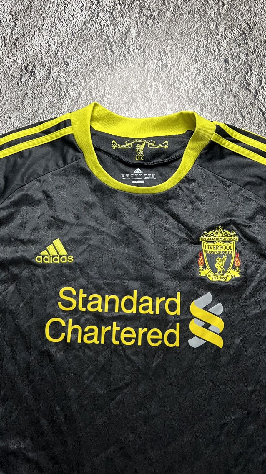 Adidas 2010-2011 FC Liverpool London adidas third kit jersey Size US XL / EU 56 / 4 - 3 Thumbnail