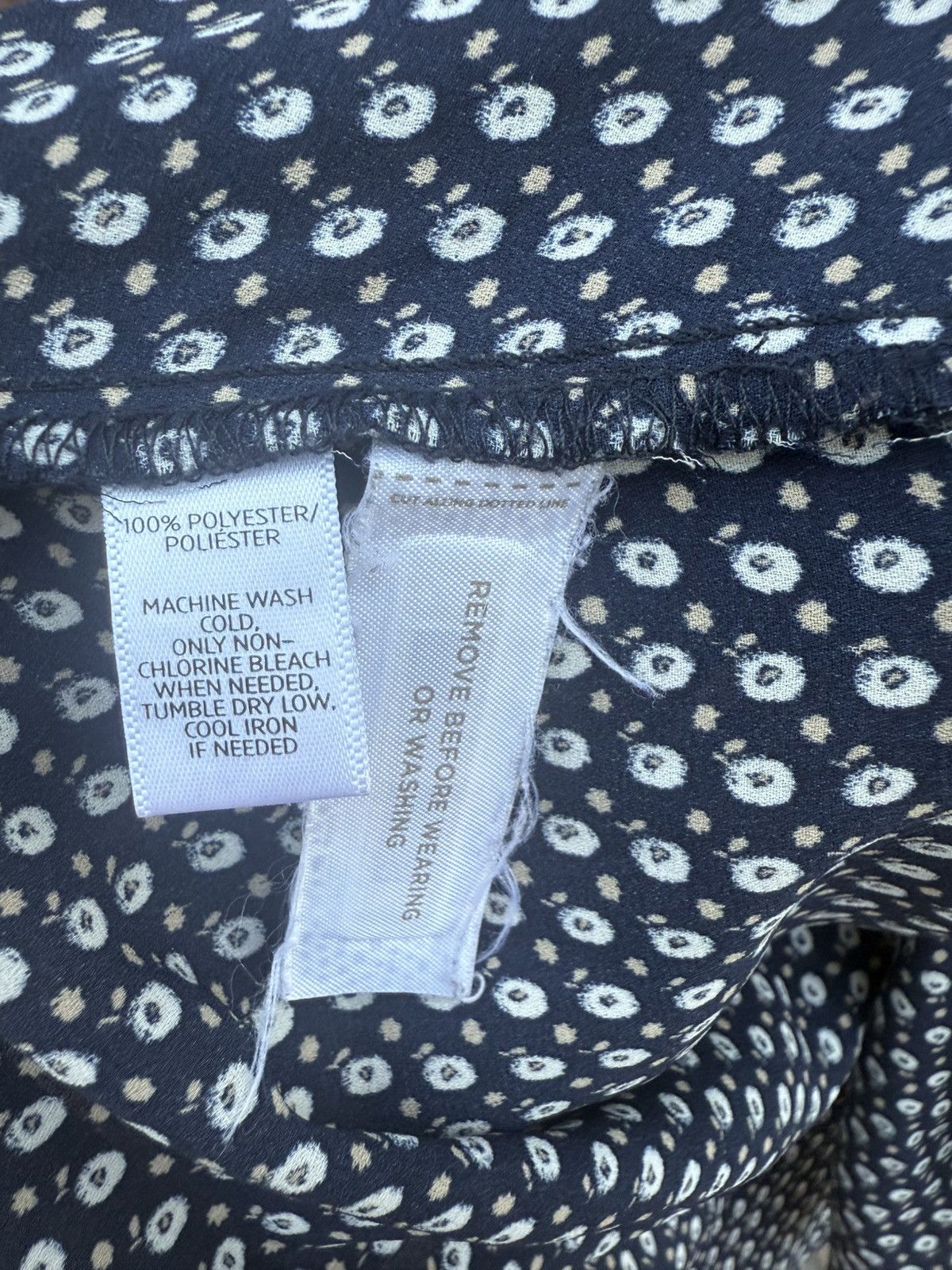 Loft Ann Taylor Loft Navy Floral Pocket Tank Top Size XS Size XS / US 0-2 / IT 36-38 - 8 Thumbnail