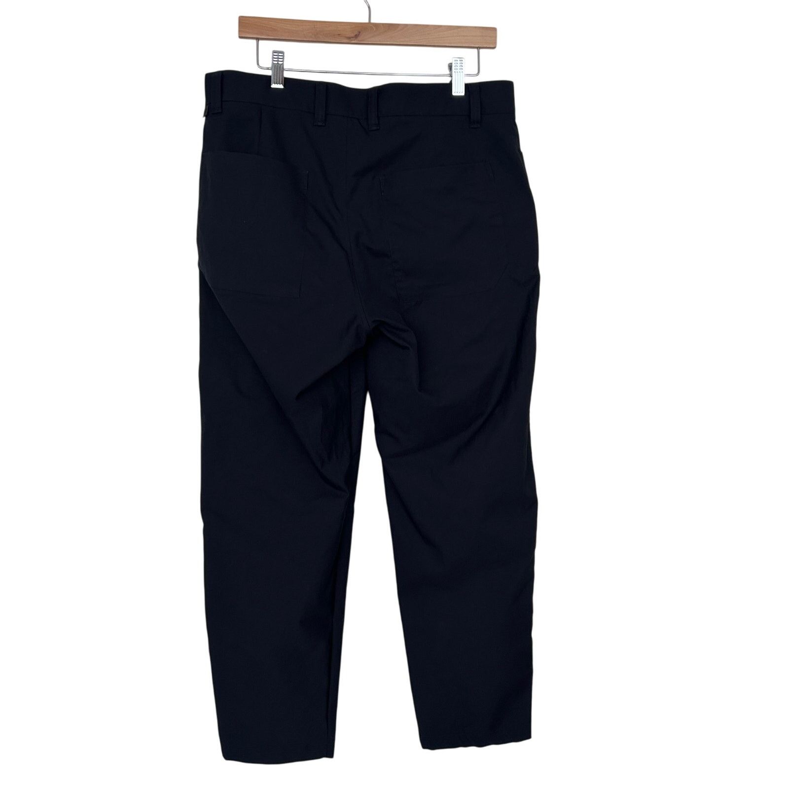Lululemon Lululemon Black ABC Classic Fit Trousers Sz 32 Size US 32 / EU 48 - 4 Thumbnail