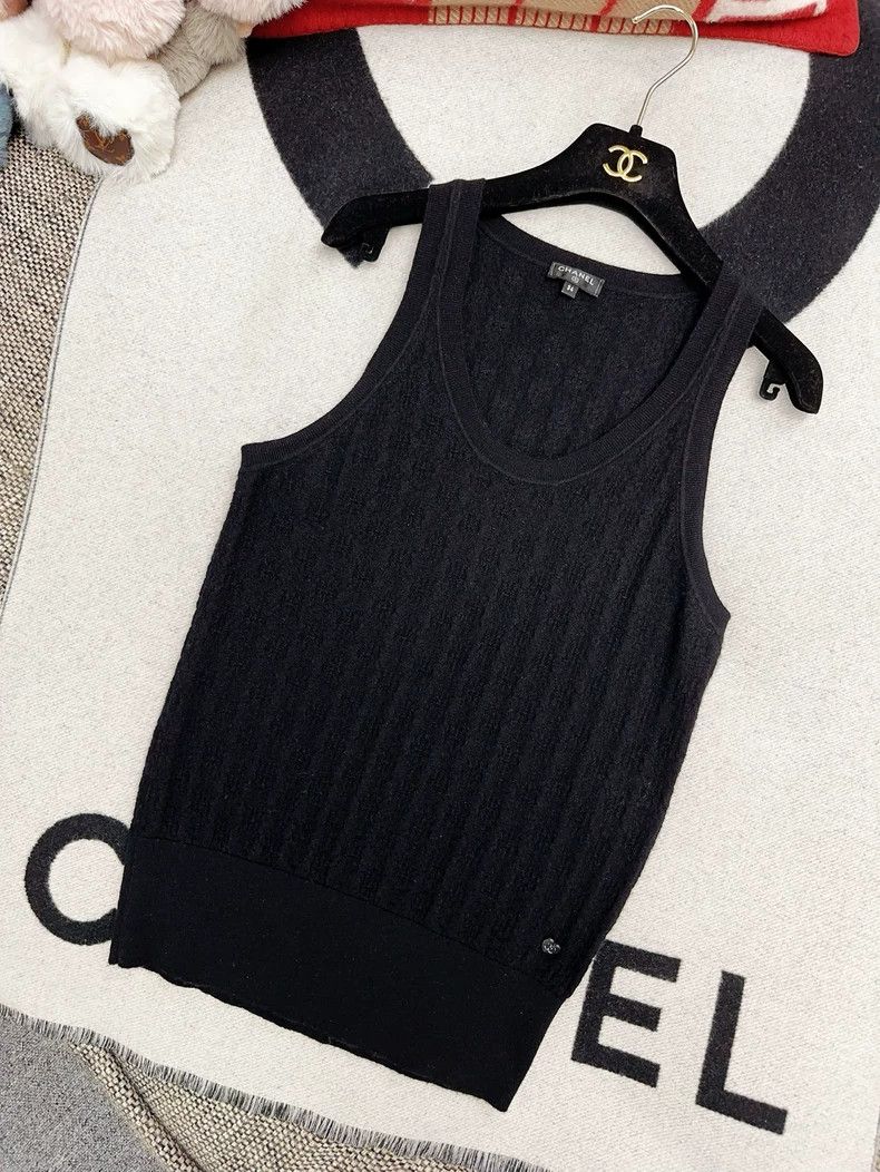 Chanel Chanel 21B black sleeveless knit Size XXS / US 00 / IT 34 - 1 Thumbnail