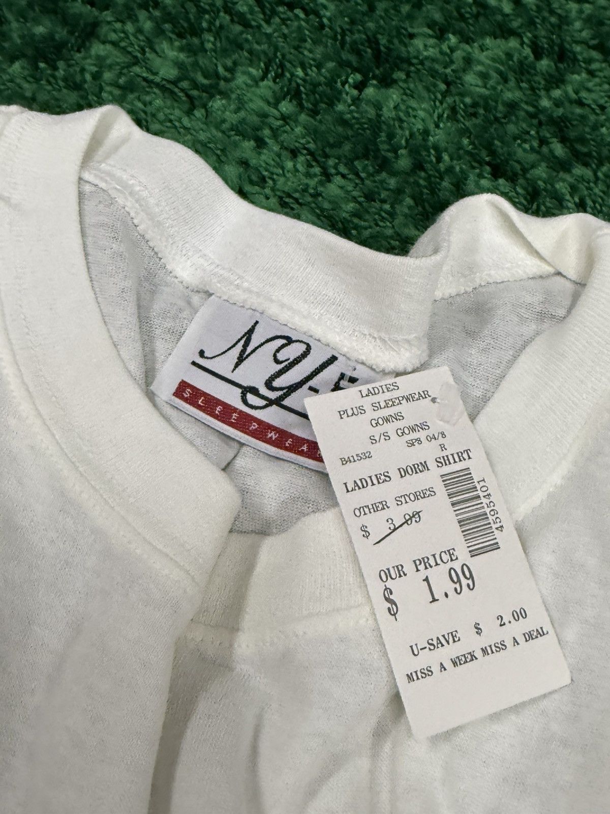Vintage Vintage Giant Oversized 10XL Dog Night Mystical Tee White Size US XXL / EU 58 / 5 - 4 Thumbnail