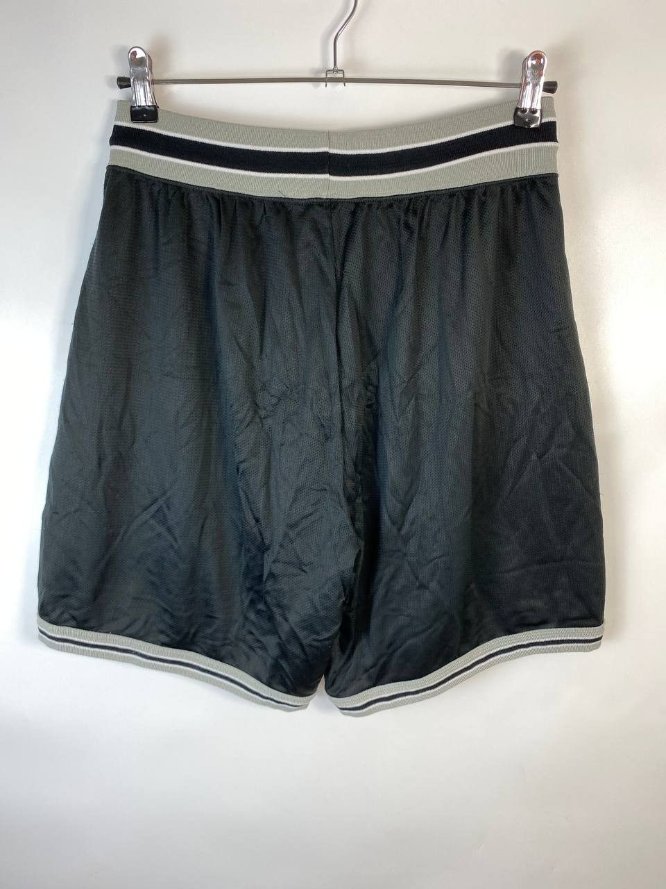 Champion 90s san antonio spurs champion basketball shorts size L Size US 34 / EU 50 - 4 Thumbnail