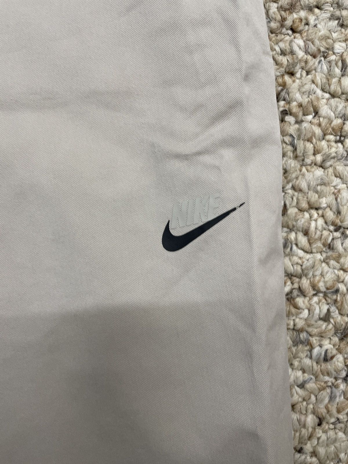 Nike Nike White Straight Leg Pants Size US 28 / EU 44 - 2 Thumbnail