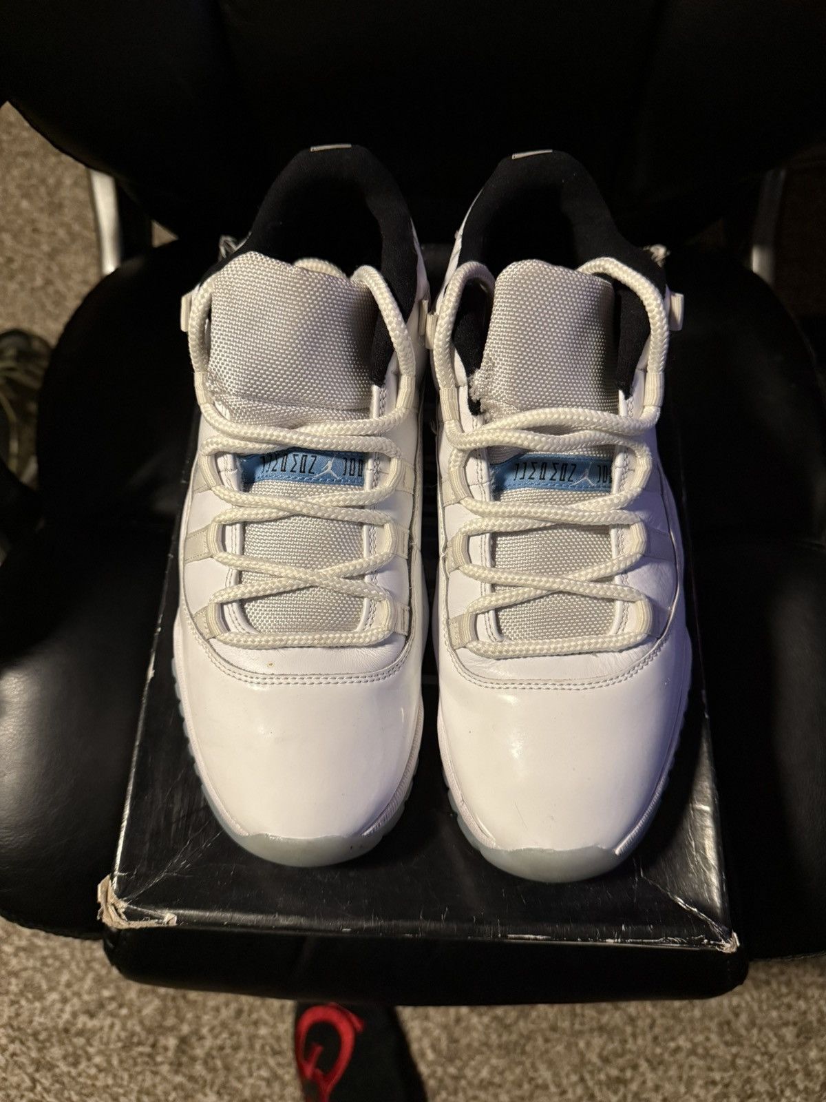 Jordan Brand Jordan 11 Low Legend Blue Size US 9.5 / EU 42-43 - 1 Thumbnail