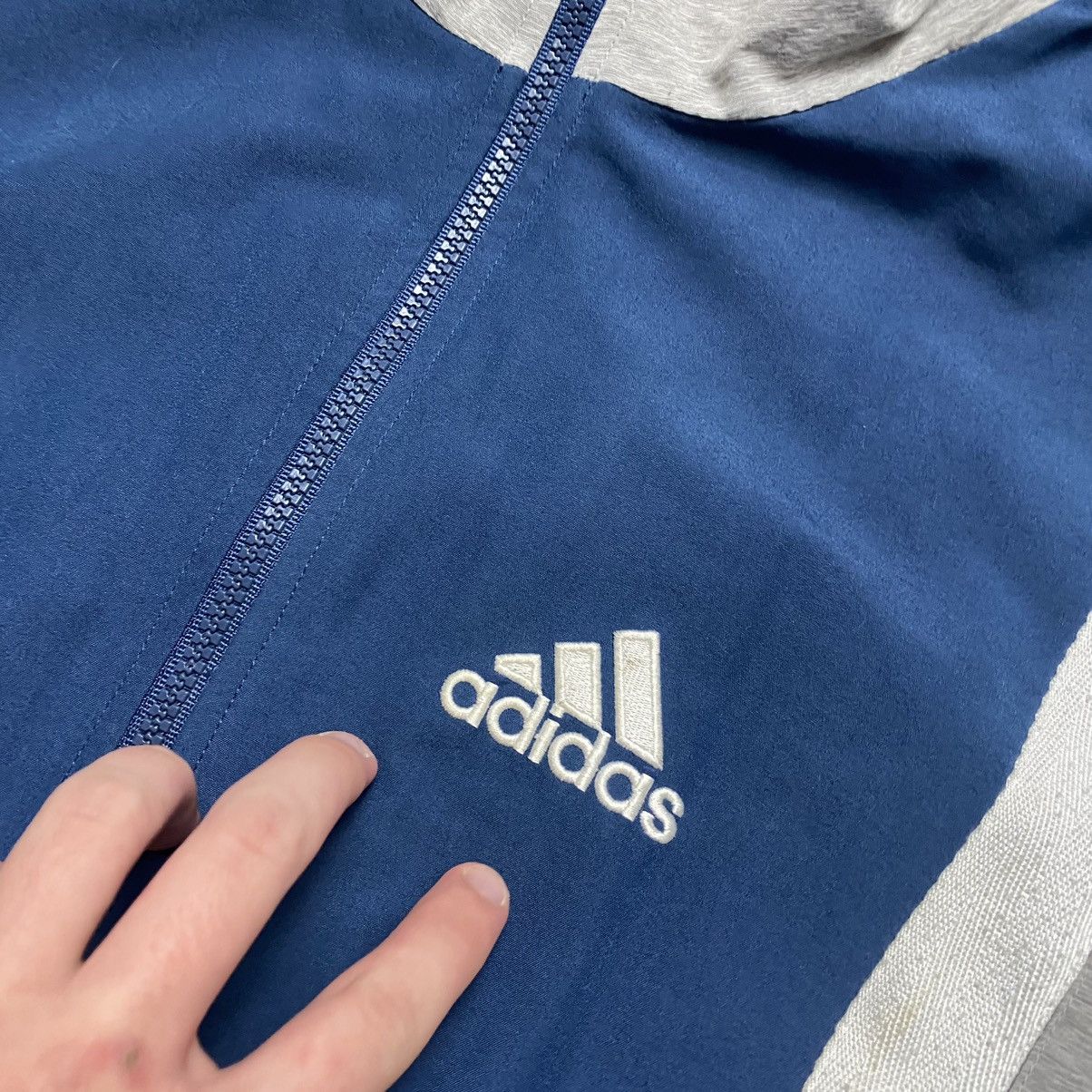 Vintage Vintage 90’s Adidas Small Logo Rare Overprinted Bomber jacke Size US L / EU 52-54 / 3 - 6 Thumbnail
