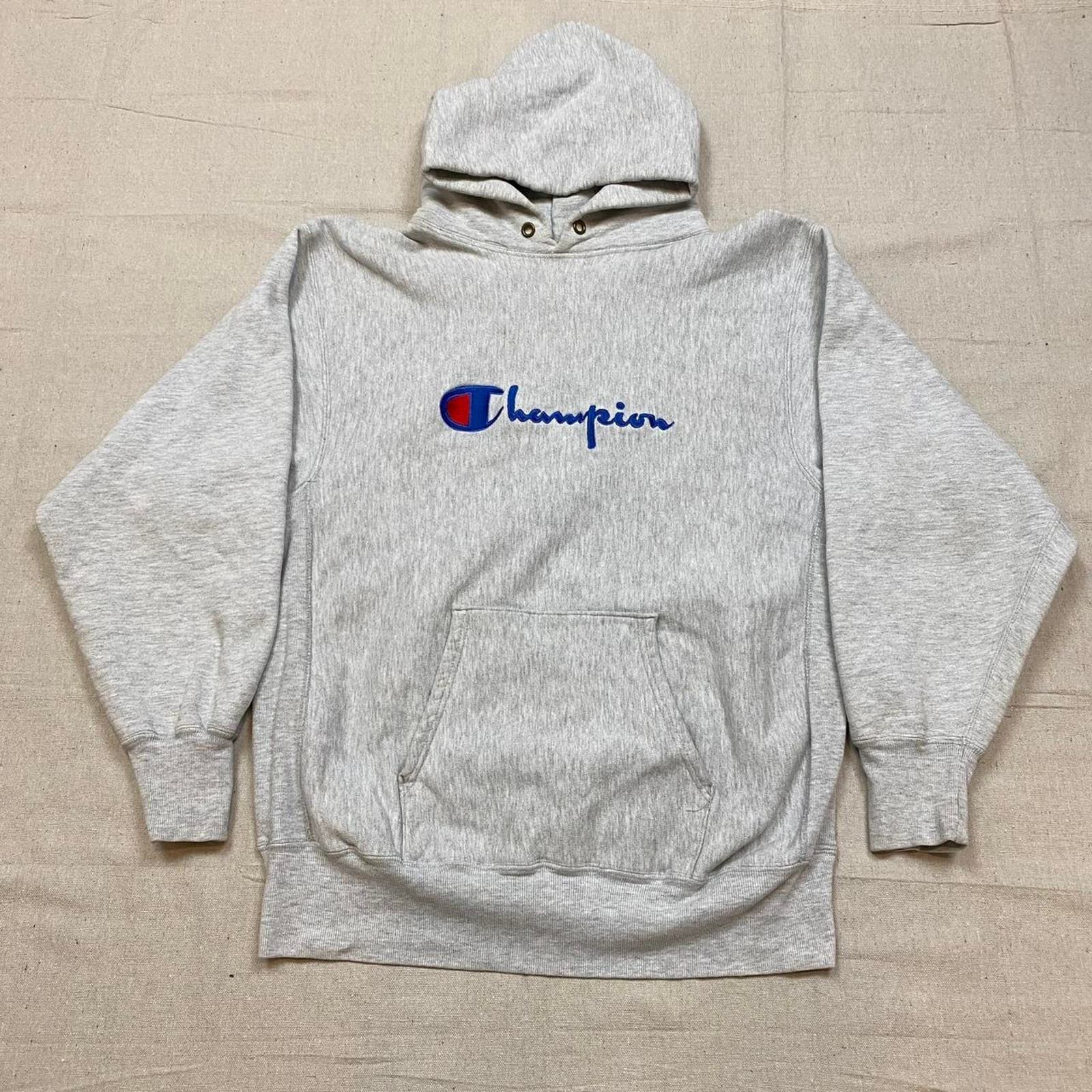 image of Crazy Vintage 90's Champion Reverse Weave Hoodie Sweatshirt in Grey, Men's (Size XL)