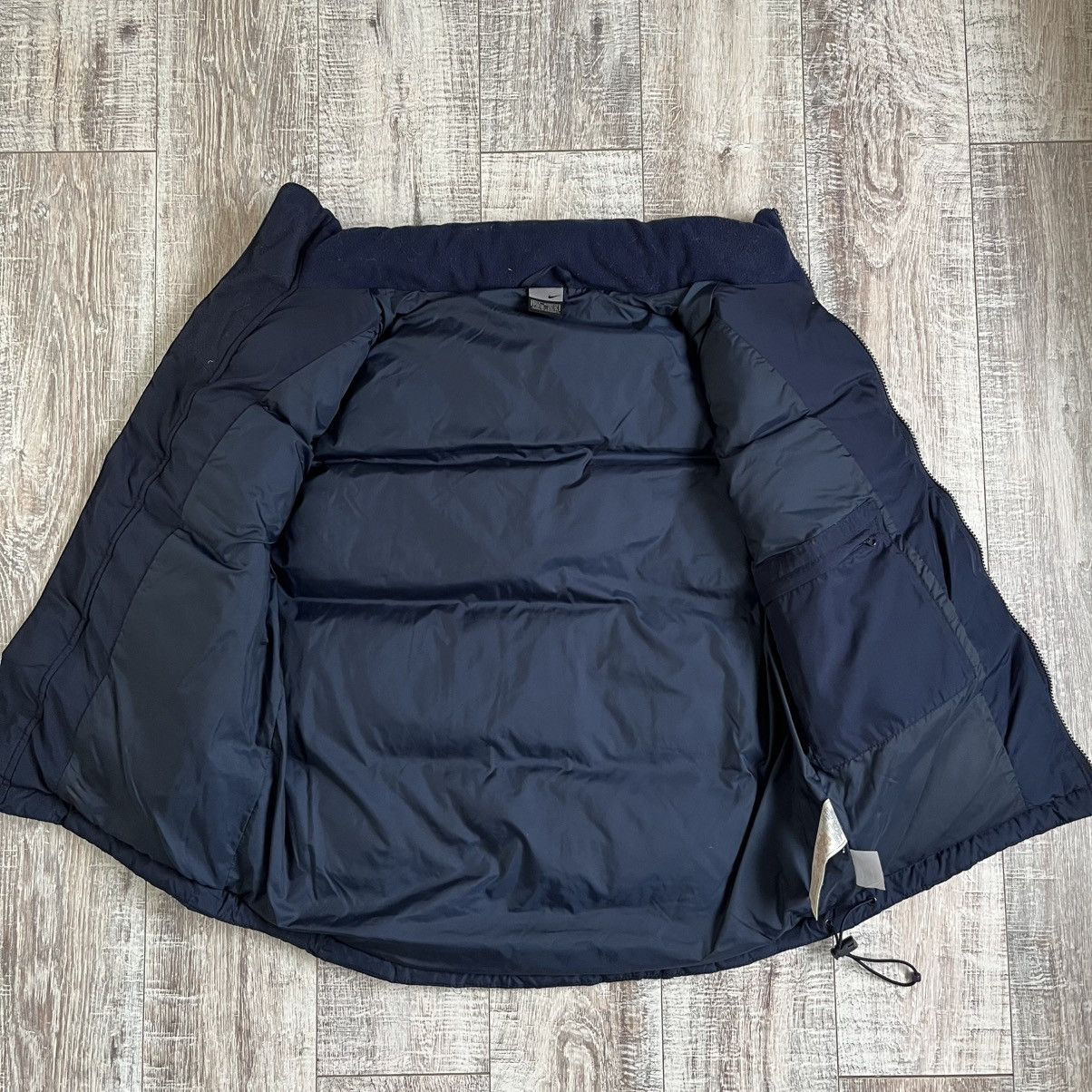 Nike Vintage Y2K Nike Down Vest Size US M / EU 48-50 / 2 - 6 Thumbnail