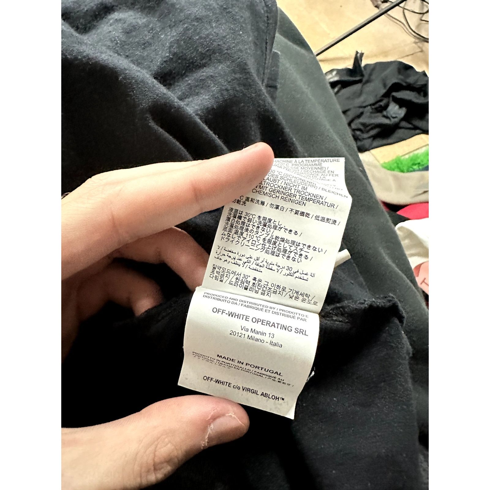 Off-White Off White Tee Black Incampiuta Medium Used Size US M / EU 48-50 / 2 - 4 Thumbnail