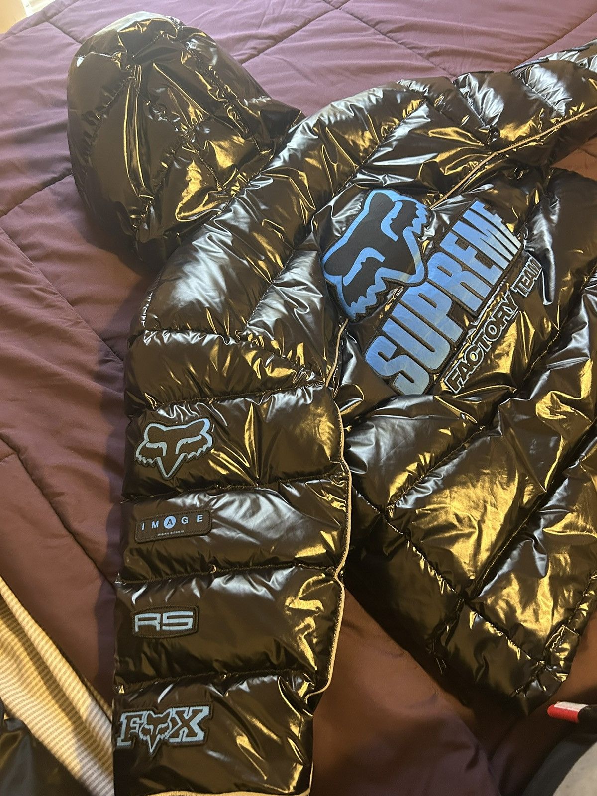 Fox Racing × Supreme Supreme Fox Racing Shiny Down Puffer Jacket Black / Blue Size US XL / EU 56 / 4 - 2 Thumbnail