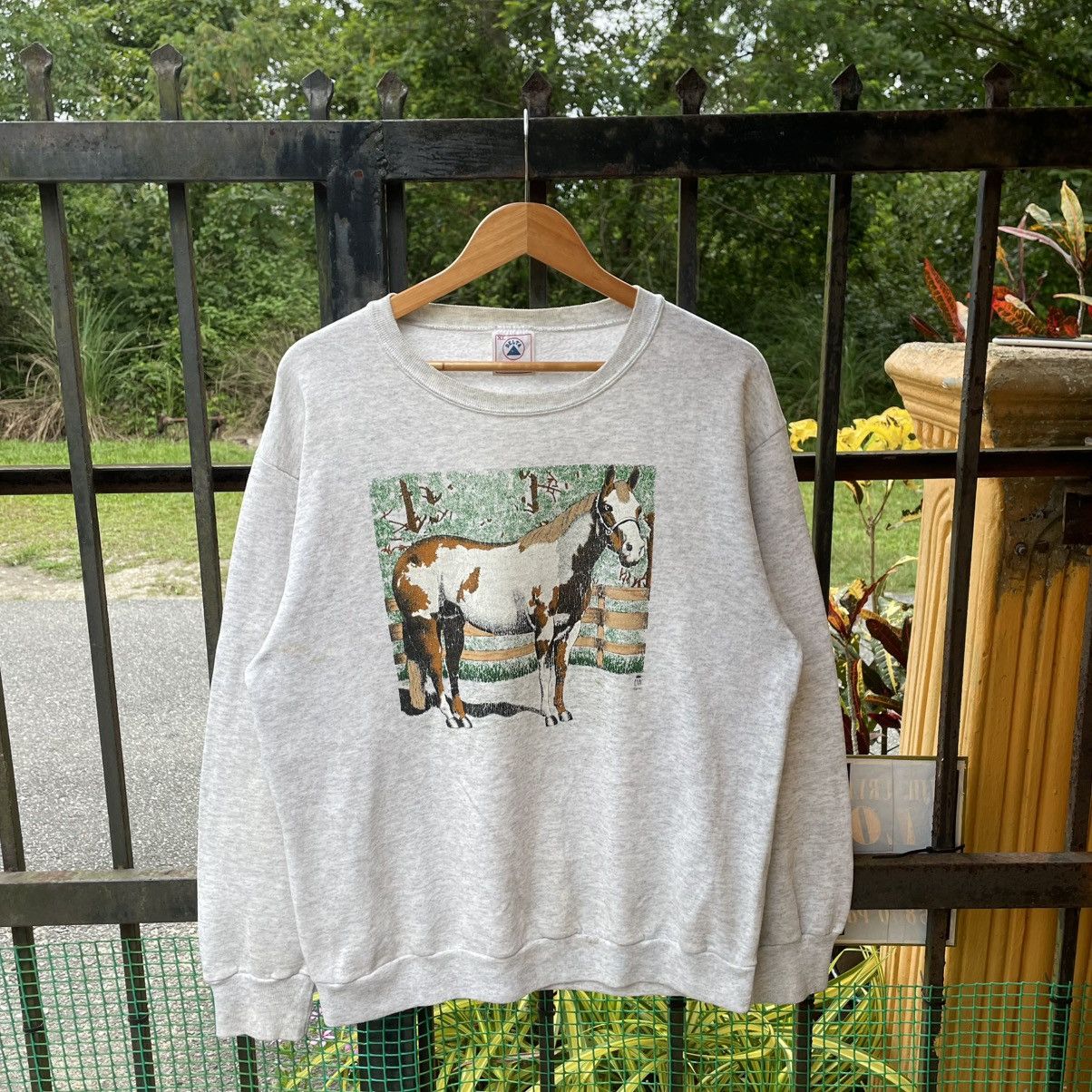 Delta × Vintage 🔥Vintage 90s Delta Image Of Big Horse Pony Sweatshirts Size US M / EU 48-50 / 2 - 1 Thumbnail