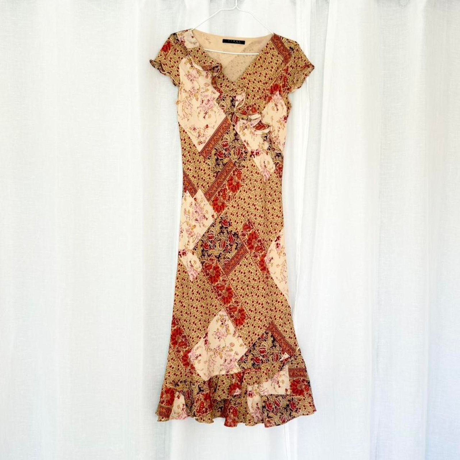 Vintage ✿ vintage patchwork floral handkerchief midi dress ✿ Size M / US 6-8 / IT 42-44 - 1 Thumbnail
