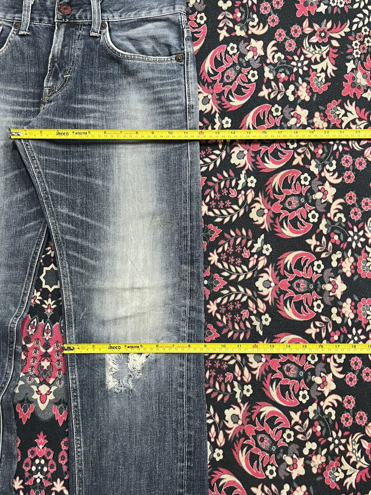 Edwin Edwin 503 Blue Trip Blue Washed Distressed Straight Jeans Size US 30 / EU 46 - 15 Thumbnail