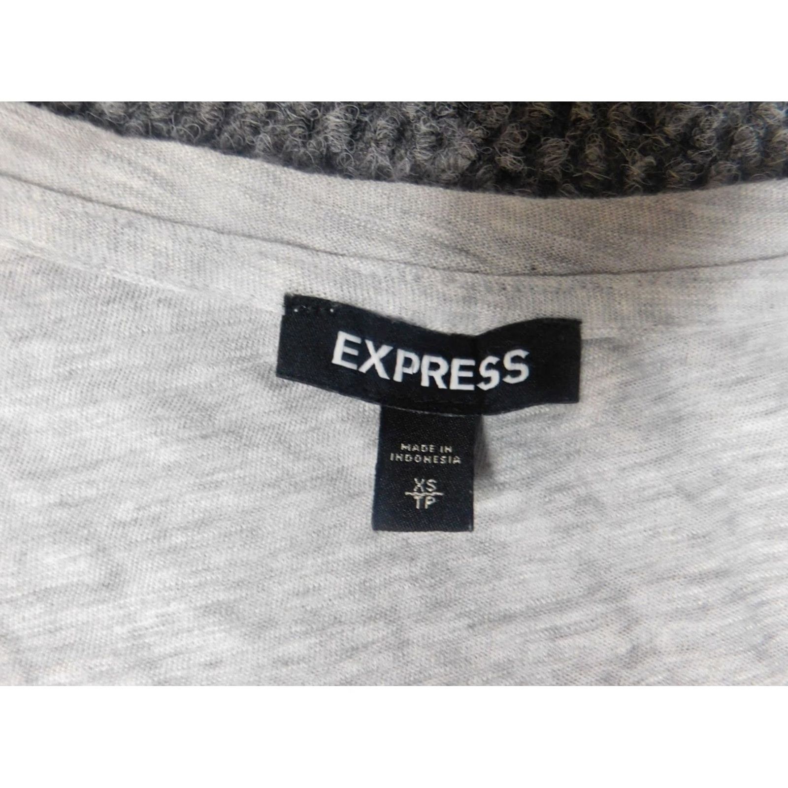 Express Express Womens Blouse XS Gray V-Neck Pullover Stretch Tank Top Cap Sleeve Cotton Modal Rayon Shirt Regular Womens US XS Gray Modern Basic Conference? Size XS / US 0-2 / IT 36-38 - 5 Thumbnail