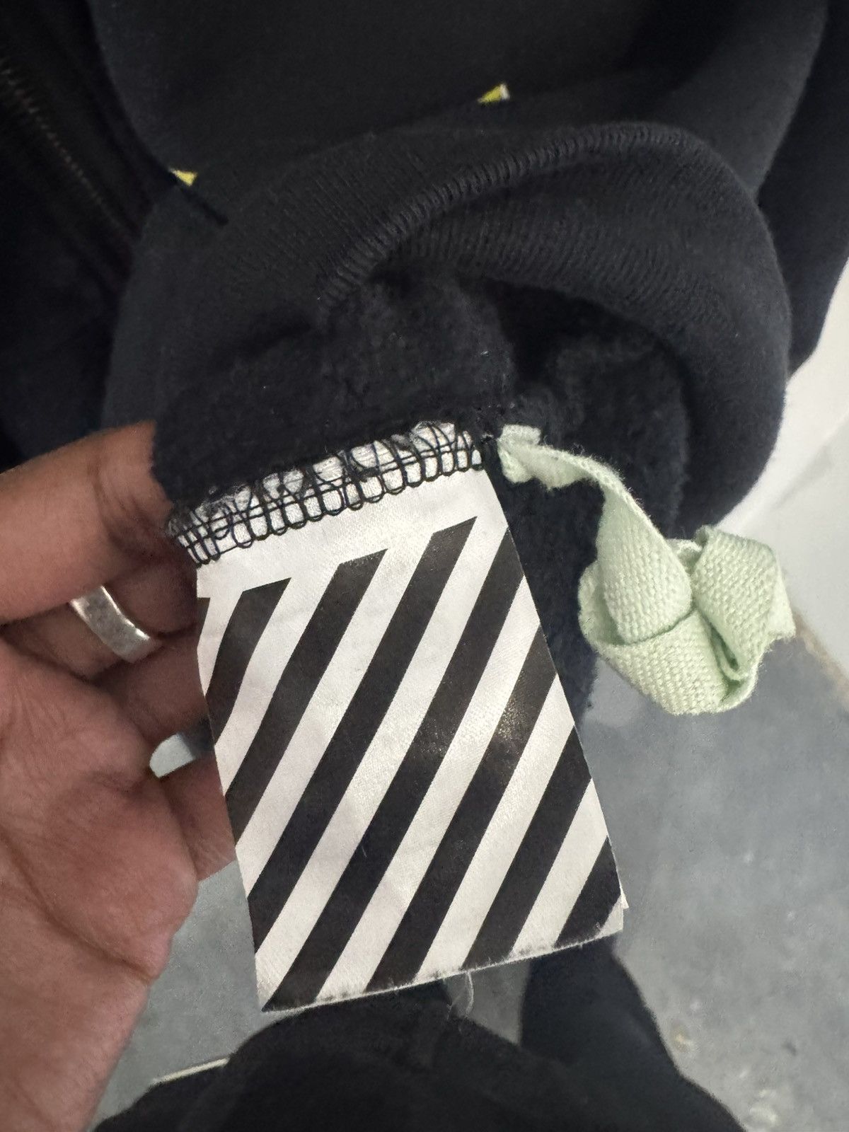 Off-White off white hoodie diagonal spray Size US M / EU 48-50 / 2 - 7 Thumbnail