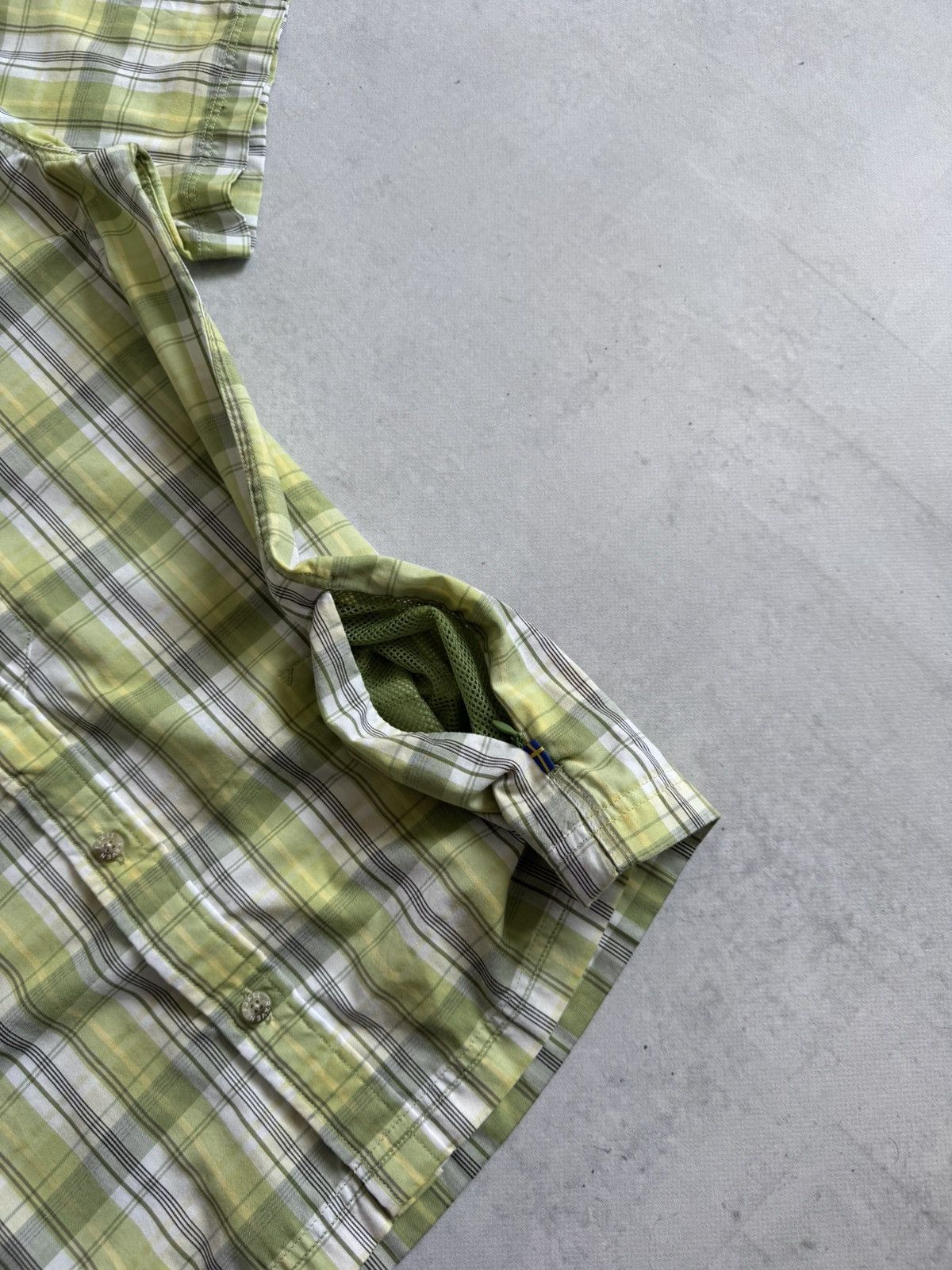 Fjallraven Fjällräven Short Sleeve Men’s Lightweight Outdoor Shirt Size US L / EU 52-54 / 3 - 8 Thumbnail