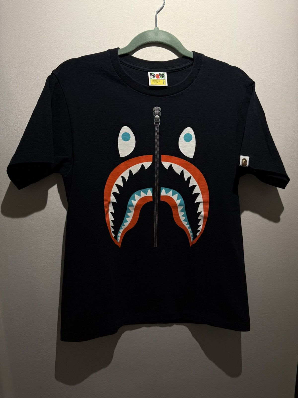Bape Bape shark logo tee blue/ red size S Size US S / EU 44-46 / 1 - 1 Thumbnail