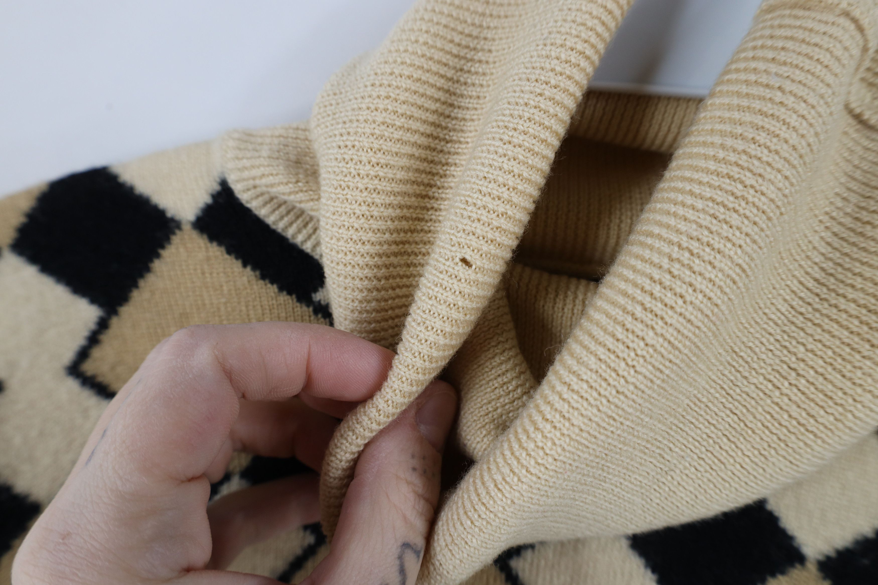 DKNY × Vintage Vintage 90s DKNY Wool Knit Diamond Turtleneck Sweater Size L / US 10 / IT 46 - 6 Thumbnail