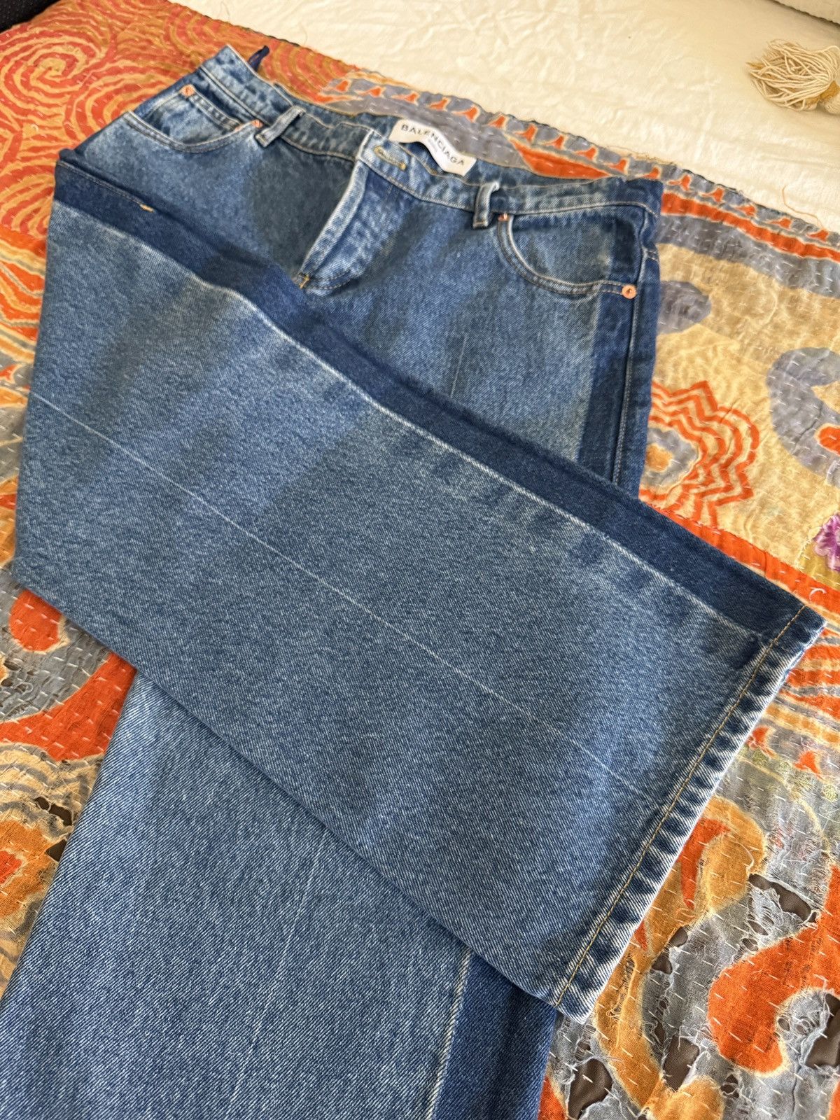 Balenciaga Balenciaga Wide-Leg Denim Jeans – Impeccable Condition Size 28" / US 6 / IT 42 - 8 Thumbnail