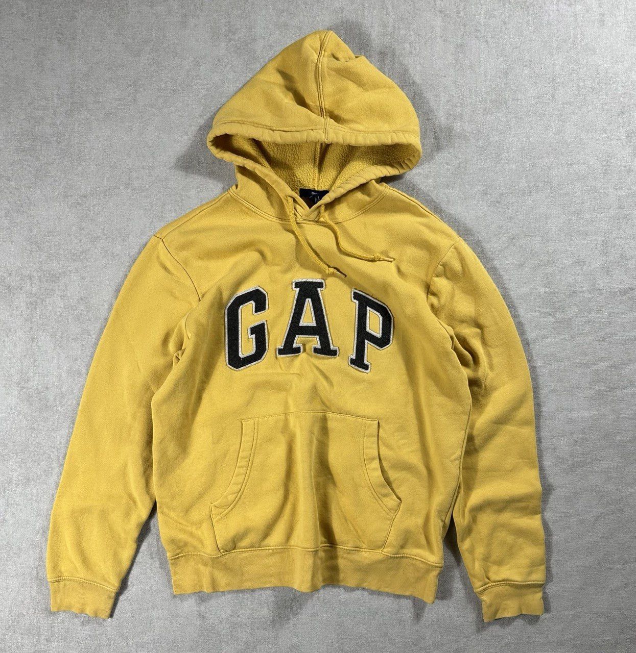 Gap Vintage Gap Classic Logo Hoodie Yellow Size US S / EU 44-46 / 1 - 1 Thumbnail