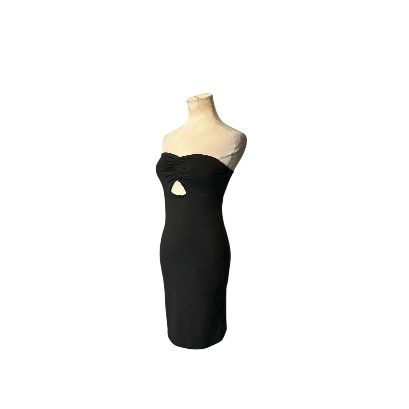 Forever 21 Forever 21 black strapless cutout pencil dress size Small Size S / US 4 / IT 40 - 12 Thumbnail