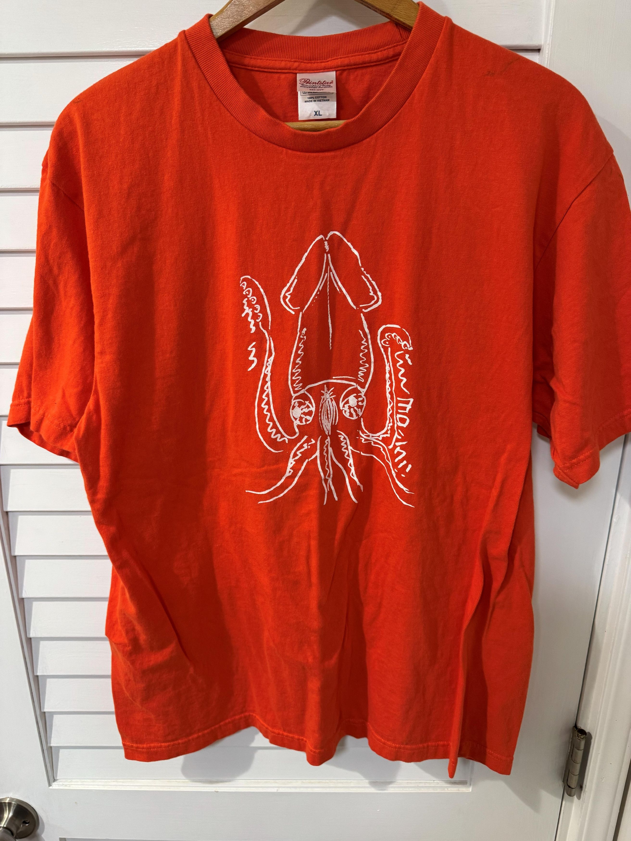 Other Rare Narukiyo Tokyo Izakaya Squid Graphic Tee Orange Size US XL / EU 56 / 4 - 1 Thumbnail