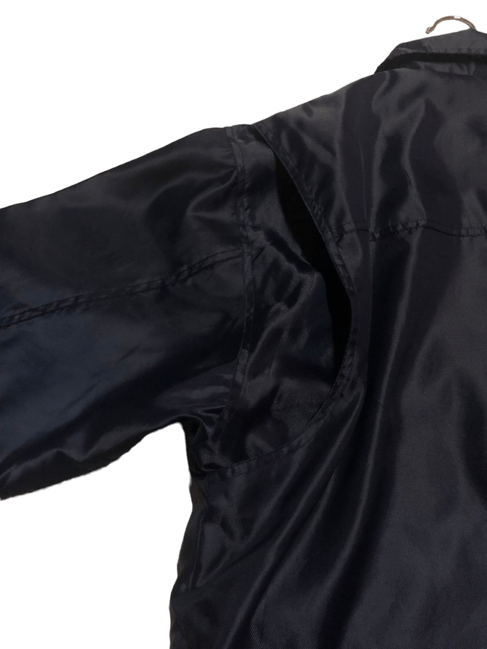 Nike Vintage Nike Basketball Windbreaker Jacket Size US L / EU 52-54 / 3 - 11 Thumbnail