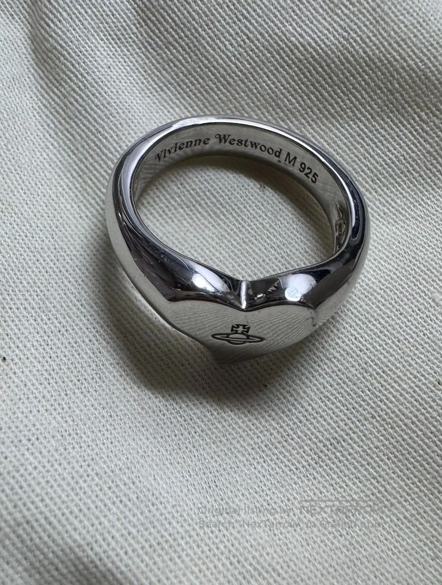 Vivienne Westwood Vivienne Westwood Silver Saturn Heart Ring. Size ONE SIZE - 5 Thumbnail