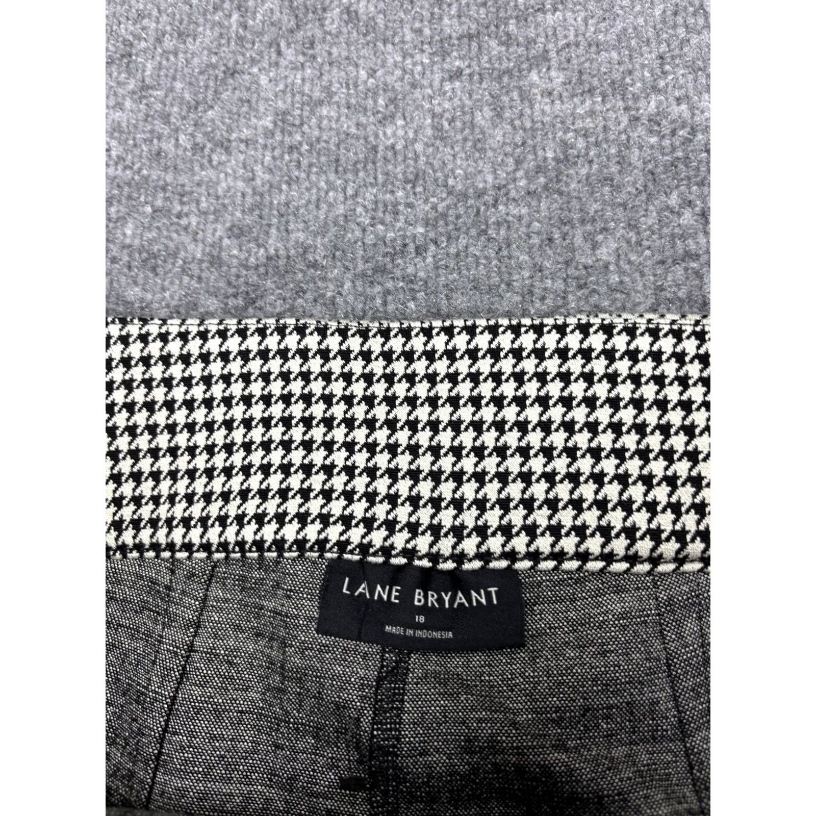 Vintage Lane Bryant Pants Womens 18 Black White Houndstooth Ponte Straight Mid Rise Pull On Size 40" / US 18 - 2 Thumbnail