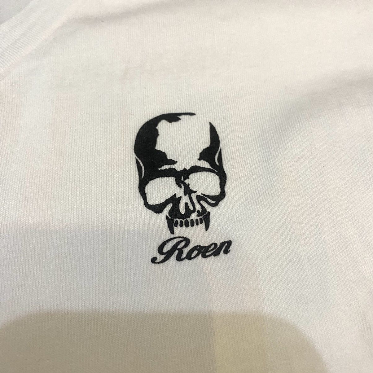 Mastermind Japan × Roen 2000s Roen - Vkei Style Skull T-Shirt White Made in Japan Size US M / EU 48-50 / 2 - 5 Thumbnail
