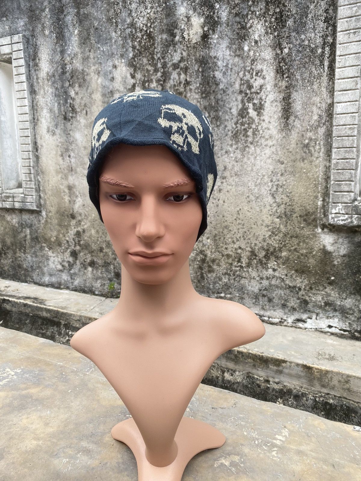 Other Skull Knitted Beanie Hat Size ONE SIZE - 3 Thumbnail