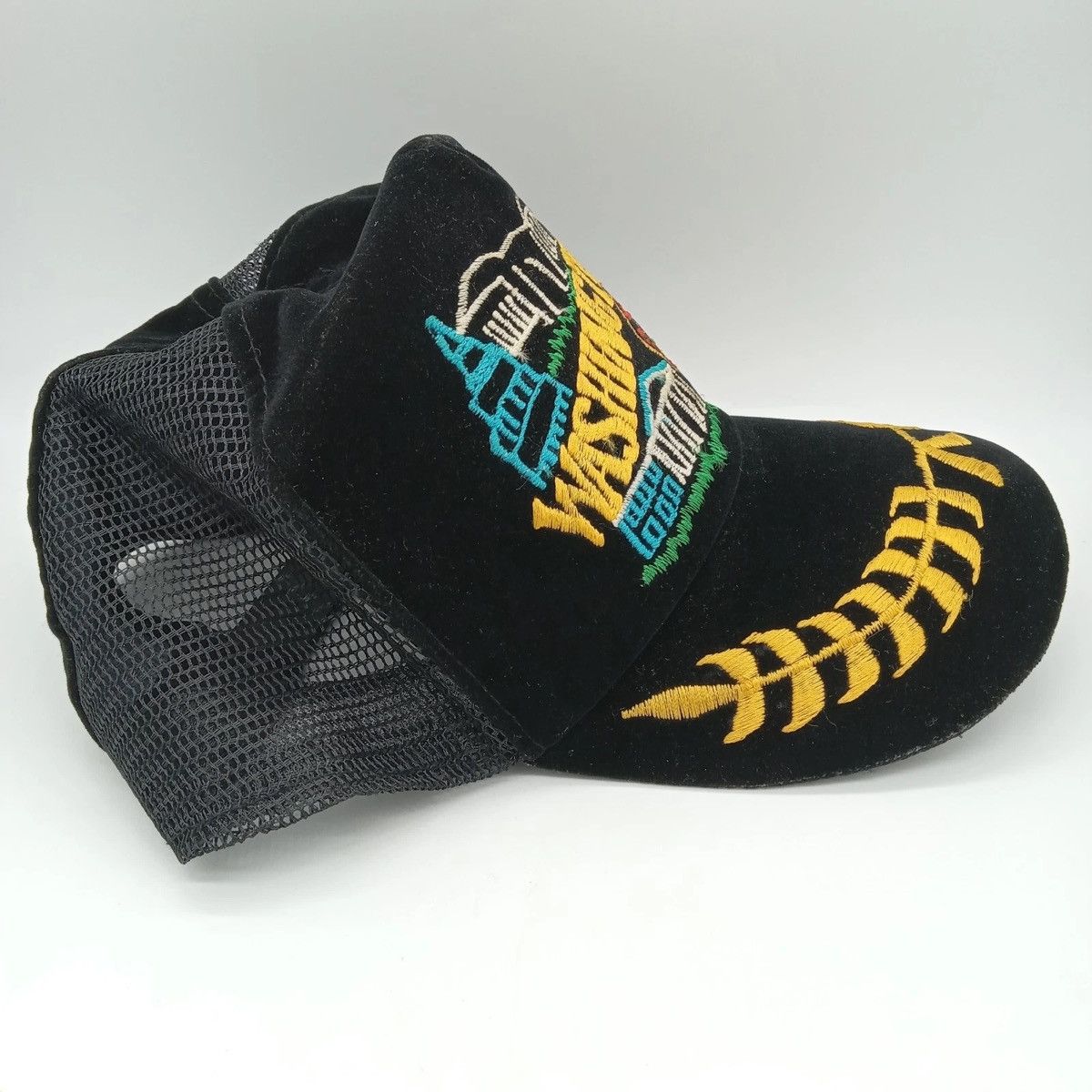 Other 970s Black Velvet Embroidered Souvenir Trucker Hat Mesh Back Size ONE SIZE - 2 Thumbnail