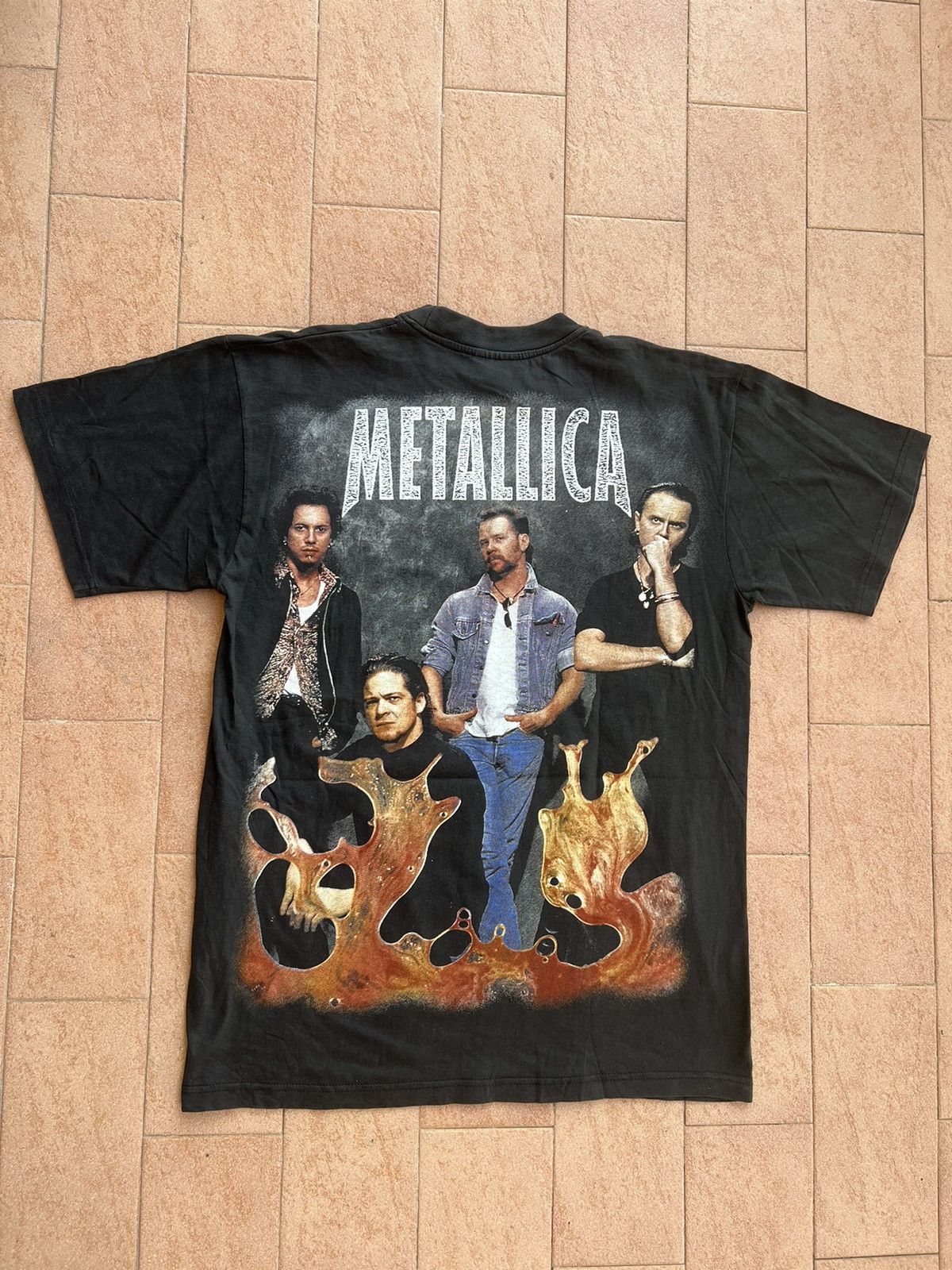 Band Tees × Vintage Vintage Metallica AOP 90s t shirt Size US L / EU 52-54 / 3 - 2 Thumbnail