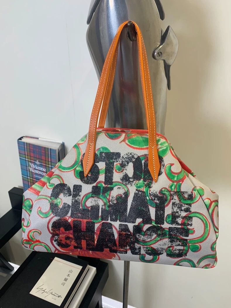 Vivienne Westwood Vivienne Westwood size os Resist global warming limited han Size ONE SIZE - 1 Thumbnail