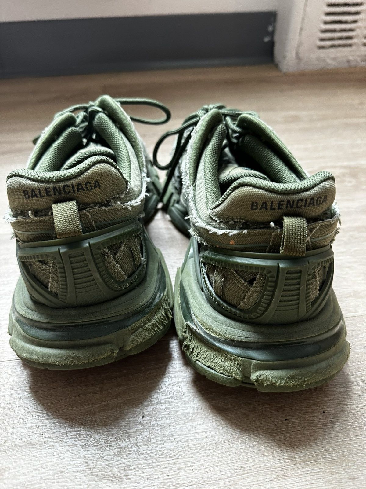 Balenciaga Balenciaga Tracks Size US 11 / EU 44 - 2 Thumbnail