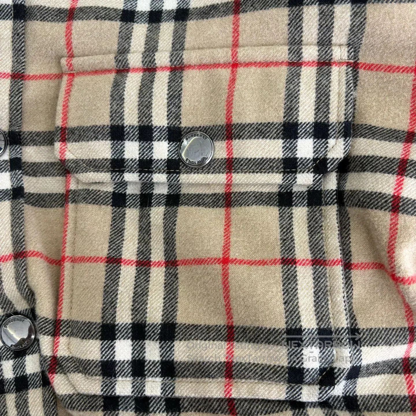 Burberry Burberry Classic khaki checkered lamb wool jacket Size US M / EU 48-50 / 2 - 9 Thumbnail