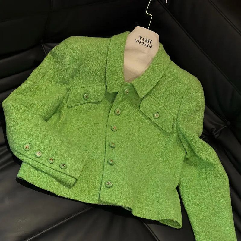 Chanel Chanel Green Wool Tweed Women's Jacket 0089 Size M / US 6-8 / IT 42-44 - 1 Thumbnail