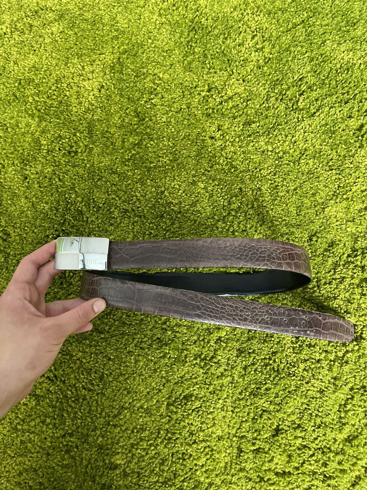 Ferre × Genuine Leather × Gianfranco Ferre Gianfranco Ferre snakeskin Python pattern real leather belt Size 36 - 2 Thumbnail