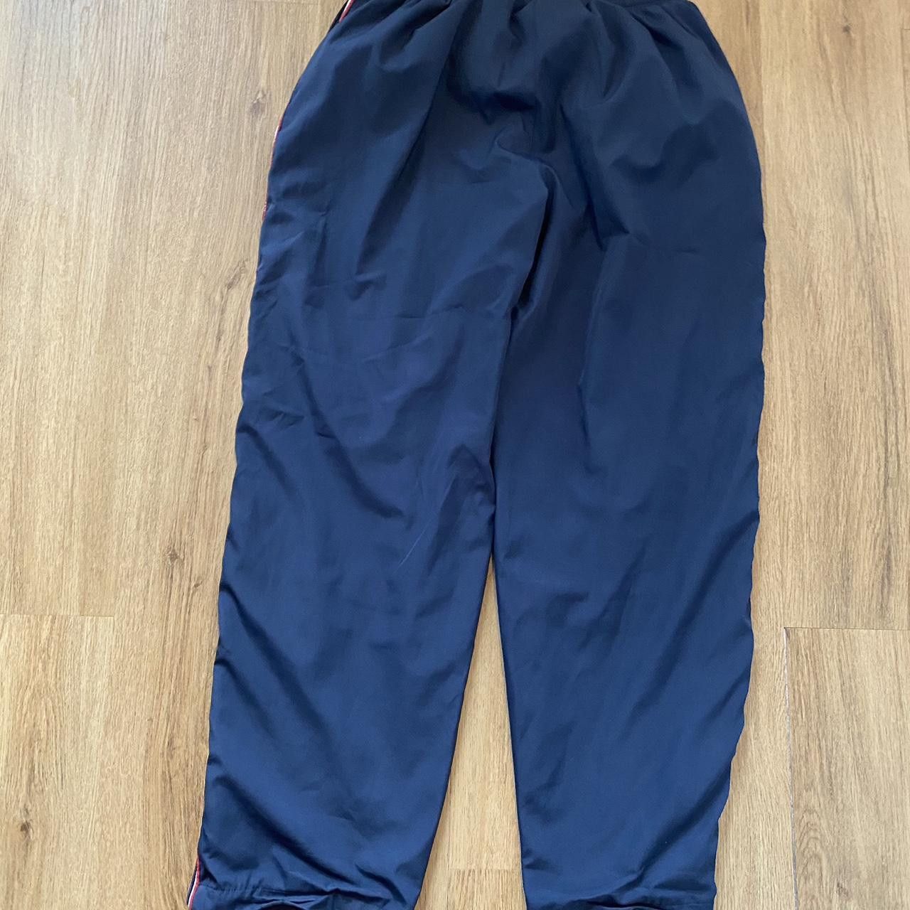 Reebok Navy and red vintage track pants sportswear Baggy Size US S / EU 44-46 / 1 - 3 Thumbnail