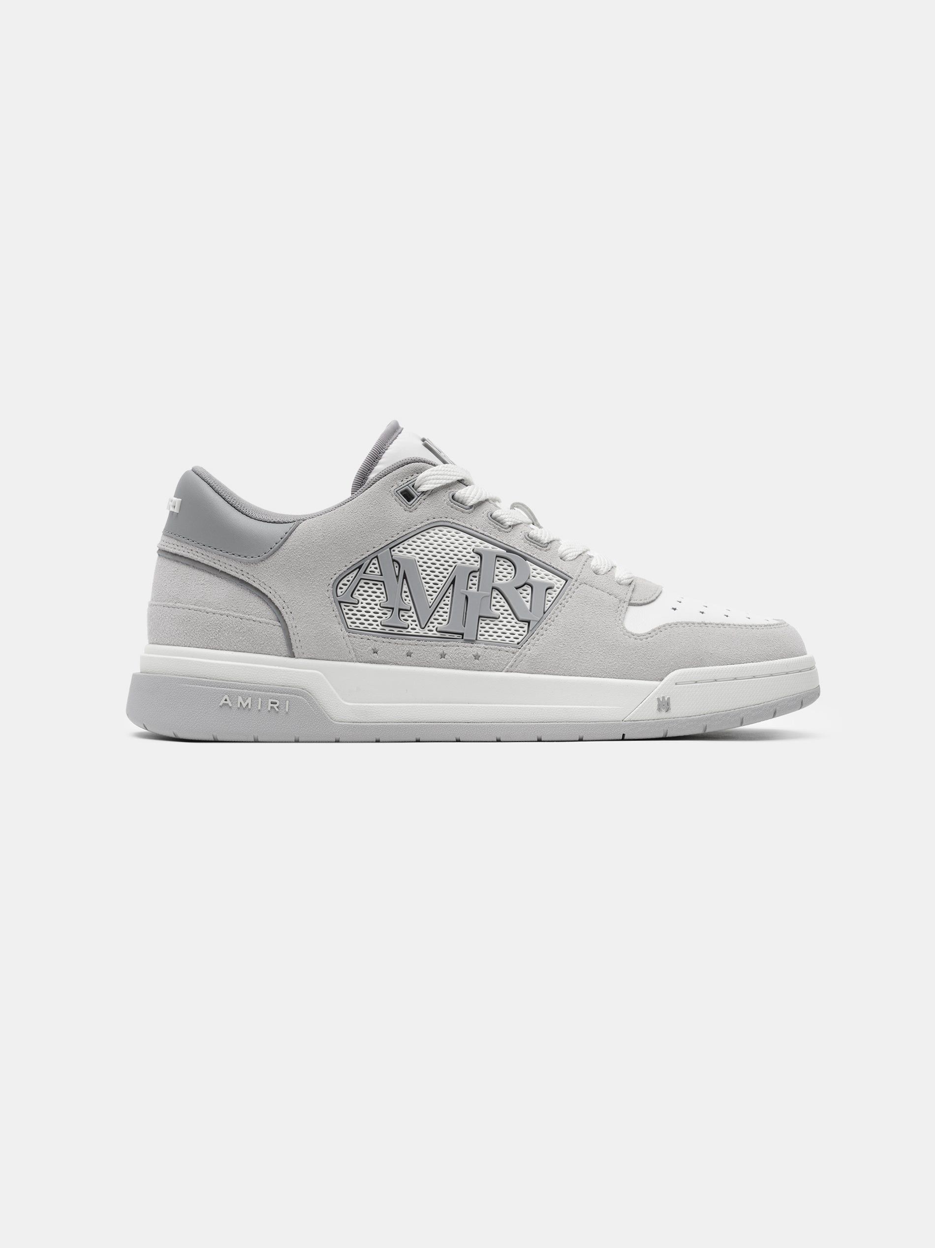 o1s1wg110825 Suede Classic Sneakers in White/Grey