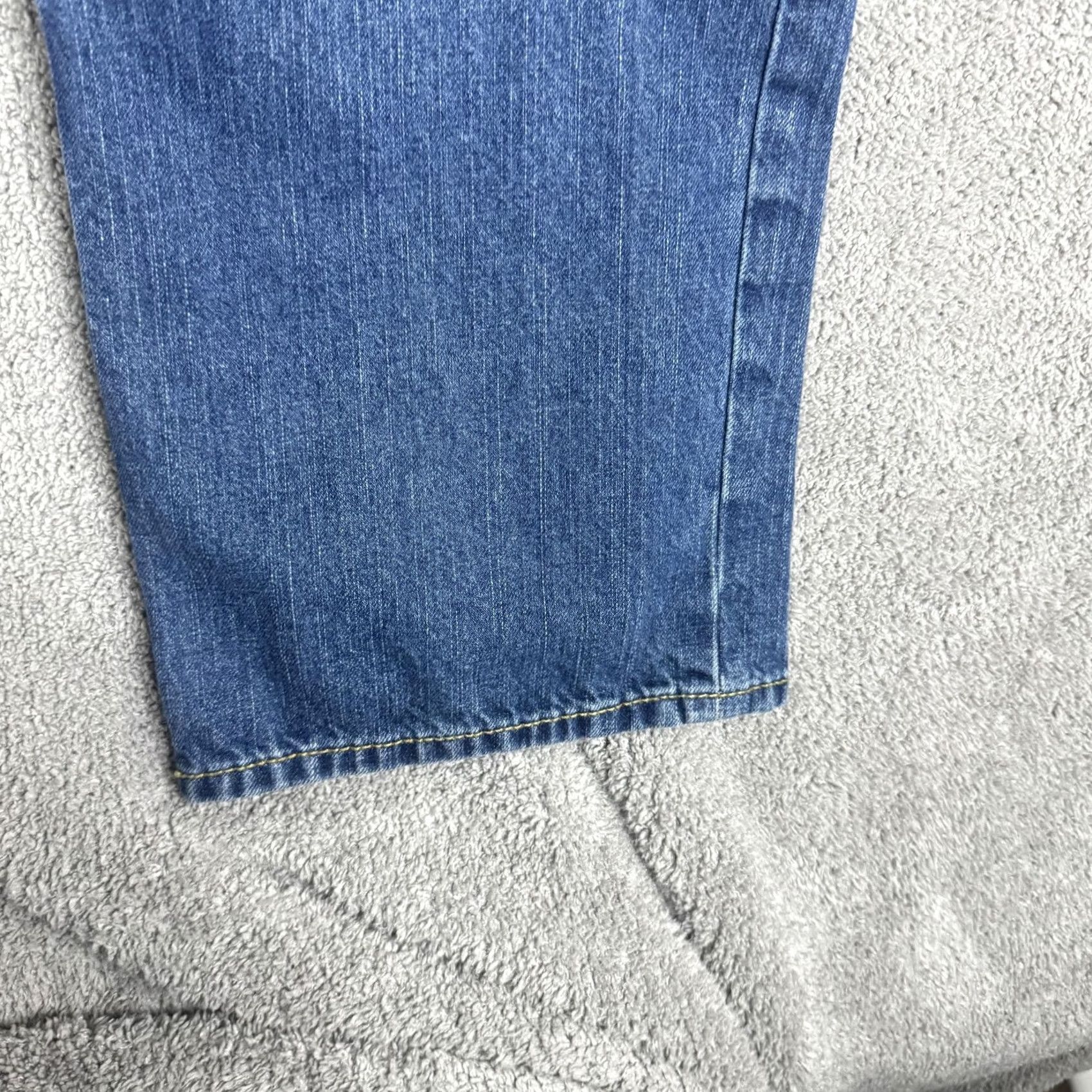 American Eagle Outfitters American Eagle Original Straight Jeans Mens 38x34 Blue Denim Medium Wash Casual Shirt? Size US 38 / EU 54 - 6 Thumbnail
