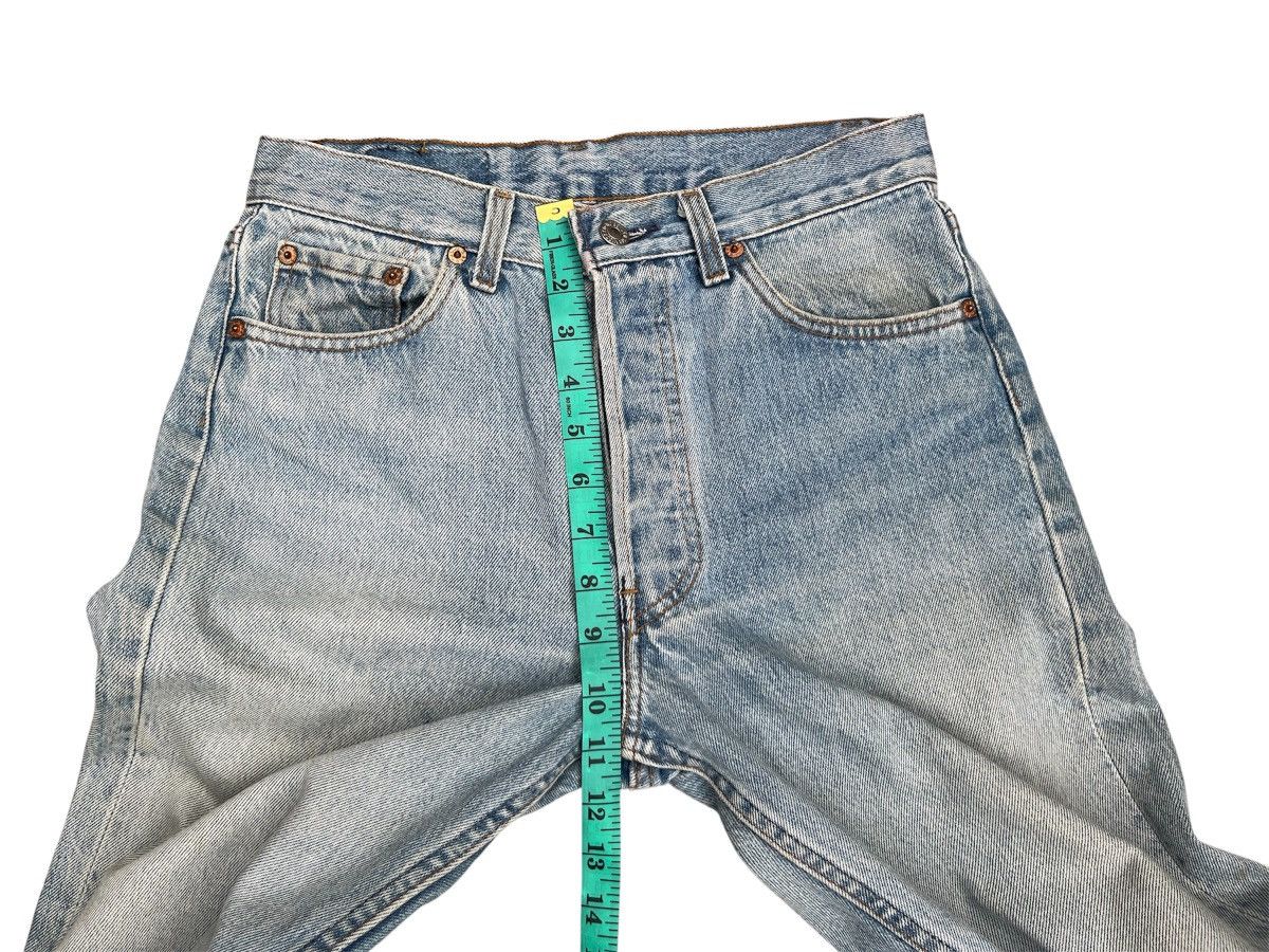 Levi's Vintage Clothing Vintage 90s Levis 501 USA Perfect Sun Faded Jeans Size US 30 / EU 46 - 14 Thumbnail