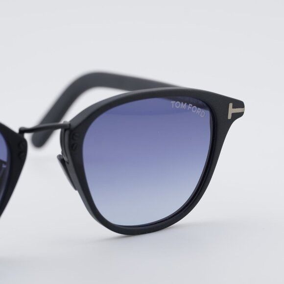 Tom Ford FT1049-D 02W Sunglasses Matte Black Square Frame