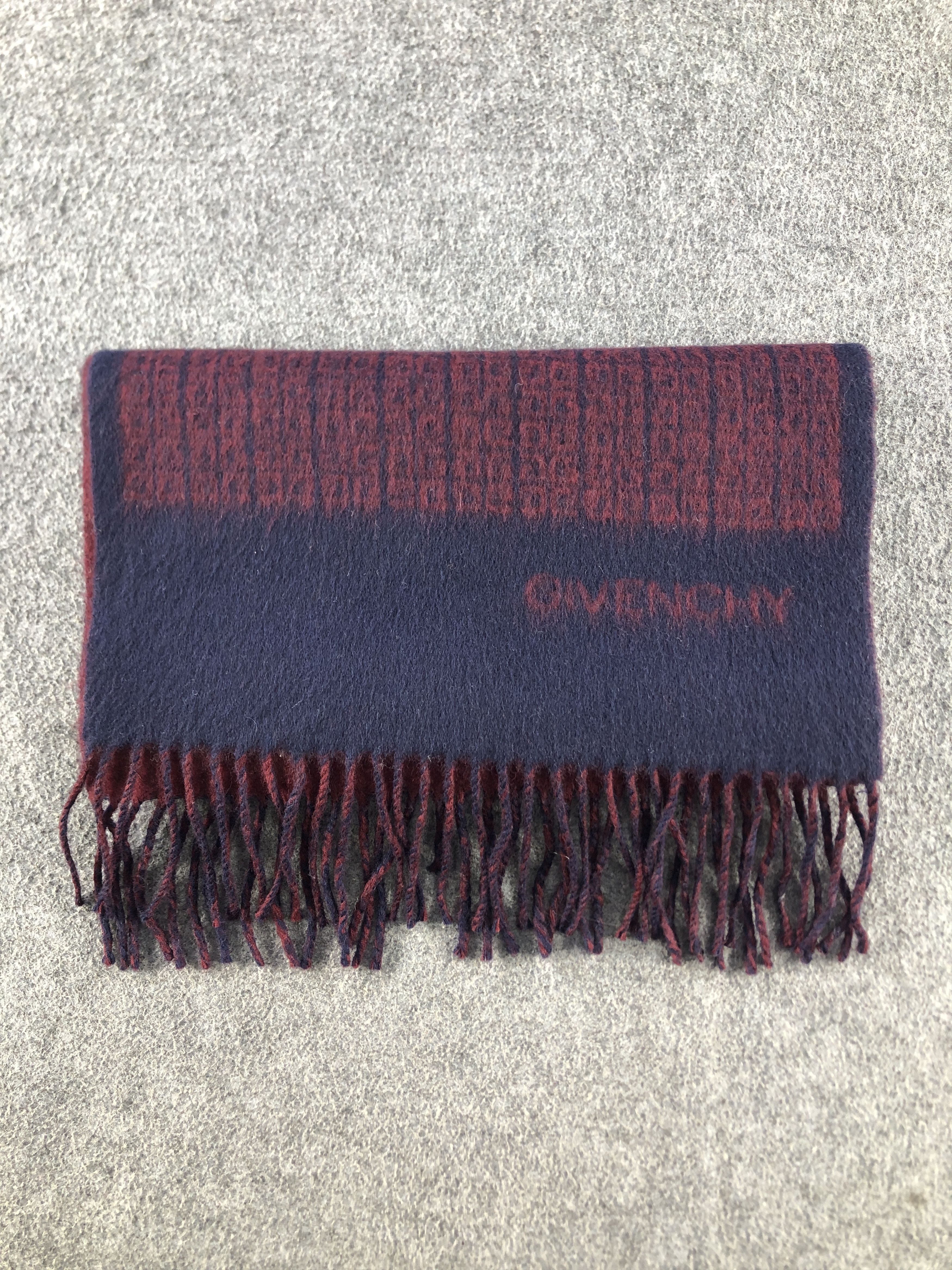Givenchy Givenchy Scarf / Muffler / Neckwear P869 Size ONE SIZE - 7 Thumbnail