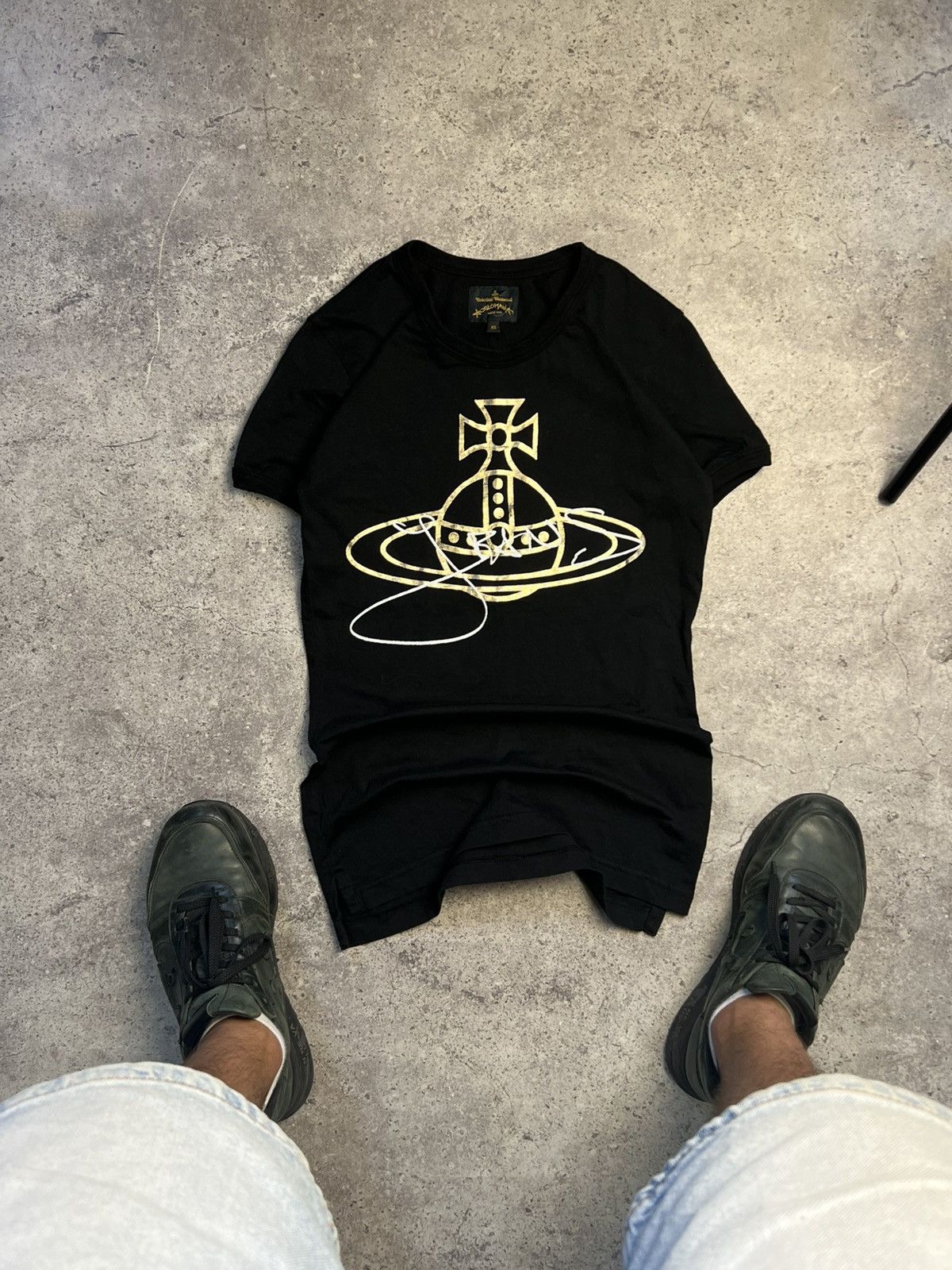 Vivienne Westwood VIVIENNE WESTWOOD T-SHIRT BIG LOGO GRAPHIC DESIGN Size US XS / EU 42 / 0 - 1 Thumbnail