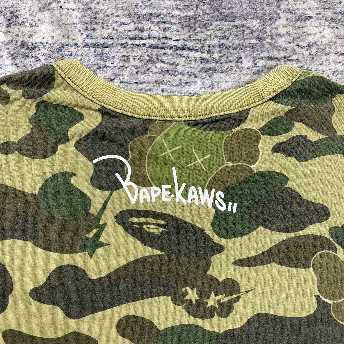 Bape × Kaws × Nigo bape x kaws reversible long sleeve Size US M / EU 48-50 / 2 - 8 Thumbnail