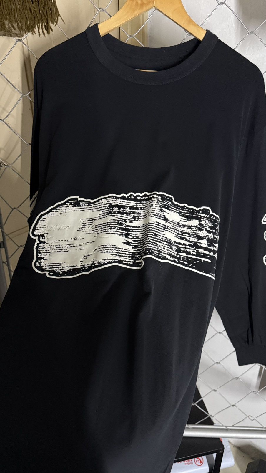 Yohji Yamamoto Y-3 YOHJI YAMAMOTO PUFF GRAPHIC PRINT LOGO LONG SLEEVE Size US S / EU 44-46 / 1 - 4 Thumbnail