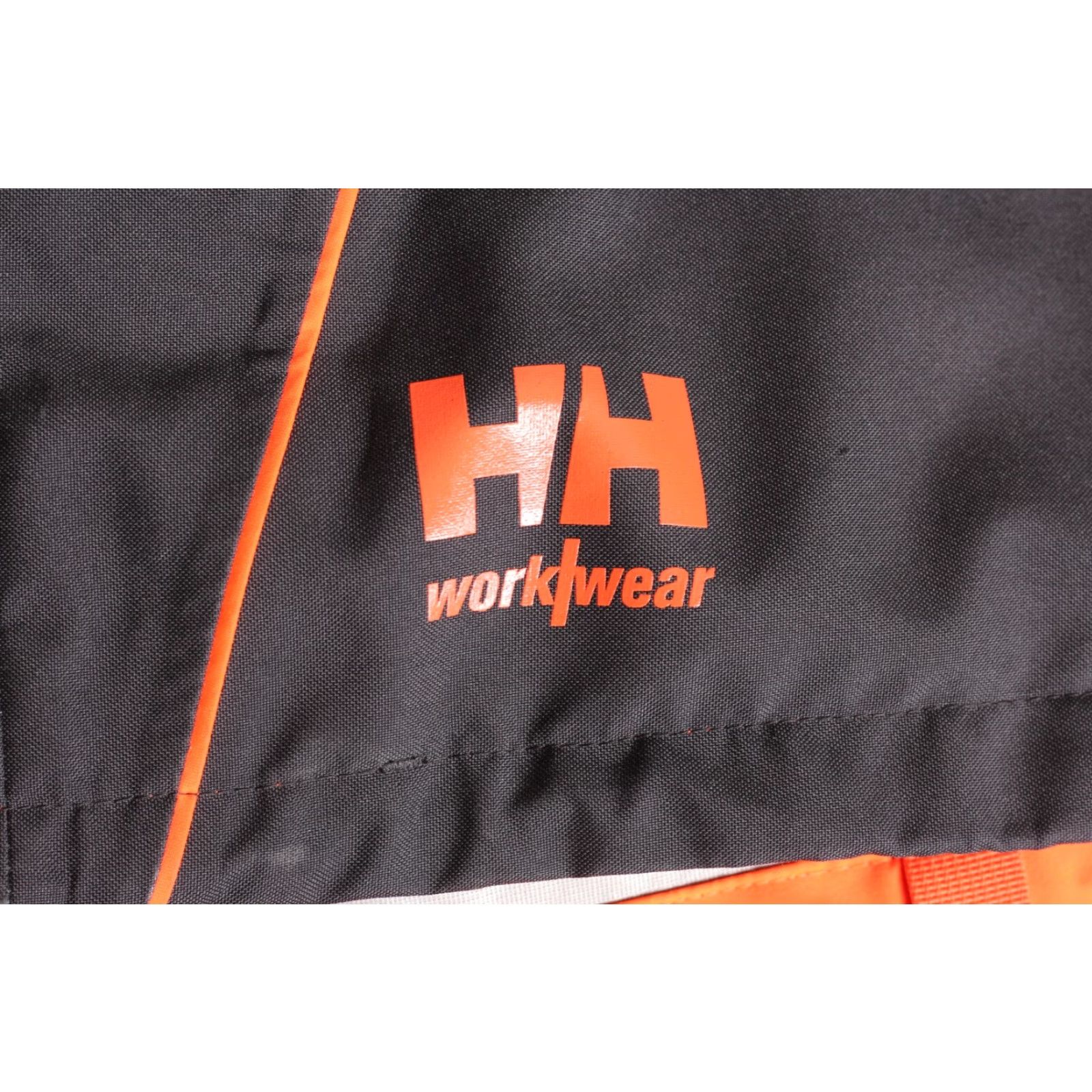 Helly Hansen VINTAGE Helly Hansen Chealsea Evolution Jacket Men L Hooded Workwear Size US L / EU 52-54 / 3 - 6 Thumbnail