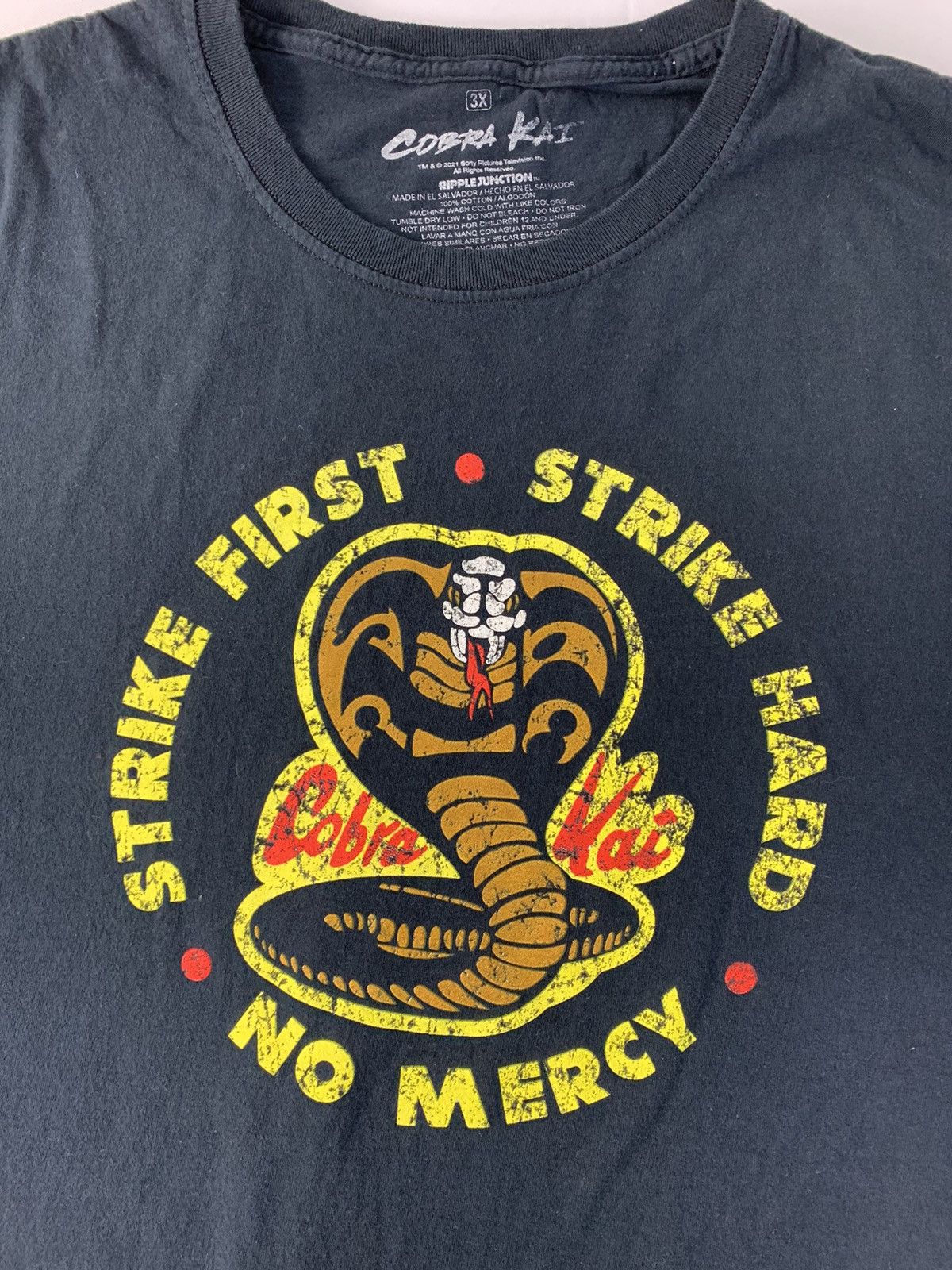 Vintage Cobra Kai Strike First Hard No Mercy Martial Art Movie Tee Size US XXL / EU 58 / 5 - 4 Thumbnail
