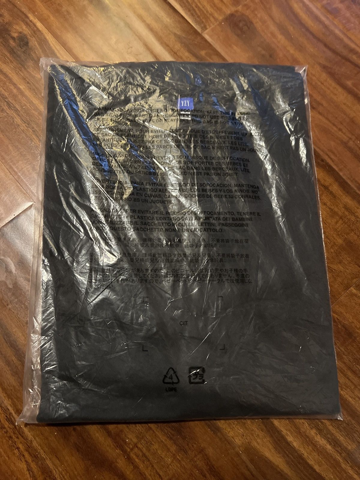 Balenciaga × Gap × Kanye West YZY GAP TEE Size US M / EU 48-50 / 2 - 4 Thumbnail